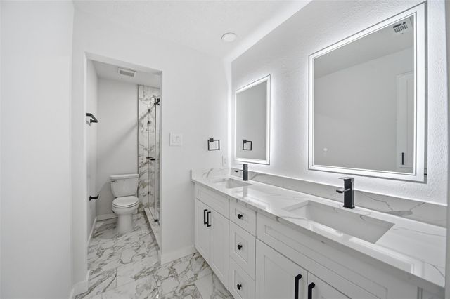 3311 Knoll Manor Drive, Houston, TX 77345