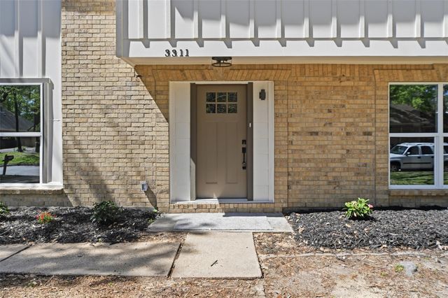 3311 Knoll Manor Drive, Houston, TX 77345