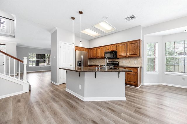 1210 Sandy Plains Lane, Houston, TX 77062