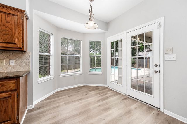 1210 Sandy Plains Lane, Houston, TX 77062
