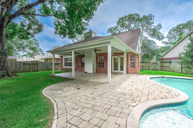 1210 Sandy Plains Lane, Houston, TX 77062