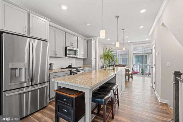 8156 TOMPKINS ST, Rockville, MD 20855