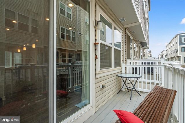 8156 TOMPKINS ST, Rockville, MD 20855