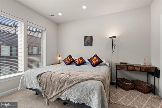 8156 TOMPKINS ST, Rockville, MD 20855