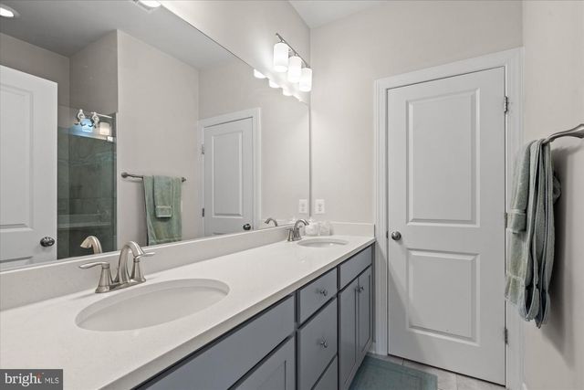 8156 TOMPKINS ST, Rockville, MD 20855