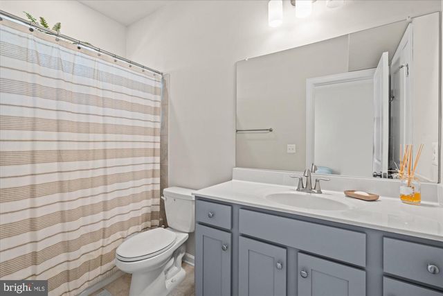 8156 TOMPKINS ST, Rockville, MD 20855