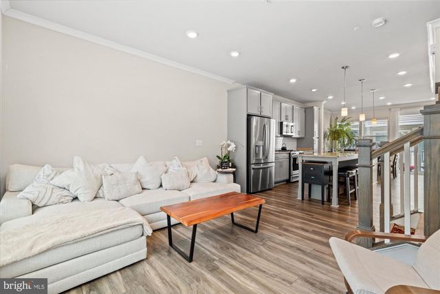 8156 TOMPKINS ST, Rockville, MD 20855