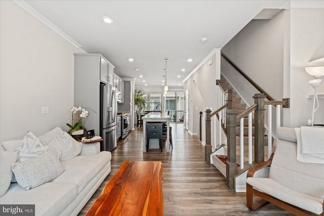 8156 TOMPKINS ST, Rockville, MD 20855