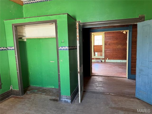 718 E Main Street, Richland, MO 65556