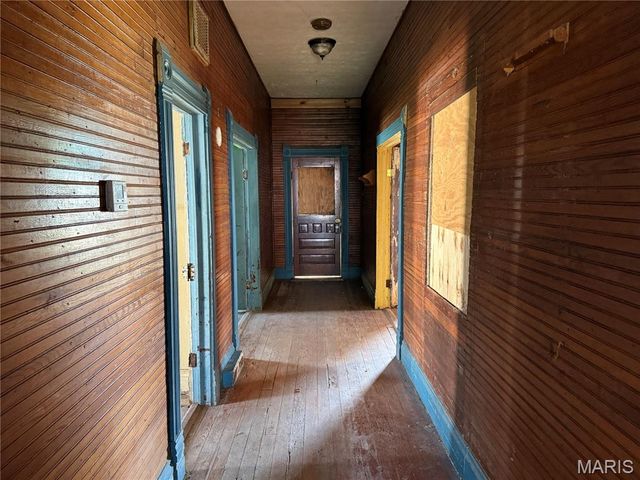 718 E Main Street, Richland, MO 65556