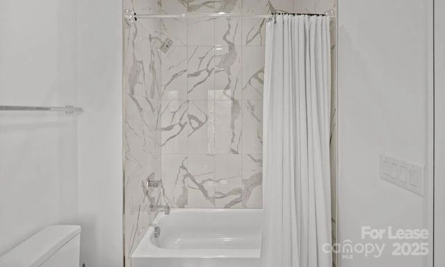 2712 N Davidson Street, Charlotte, NC 28205