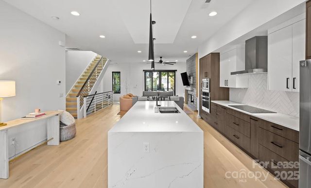 2712 N Davidson Street, Charlotte, NC 28205