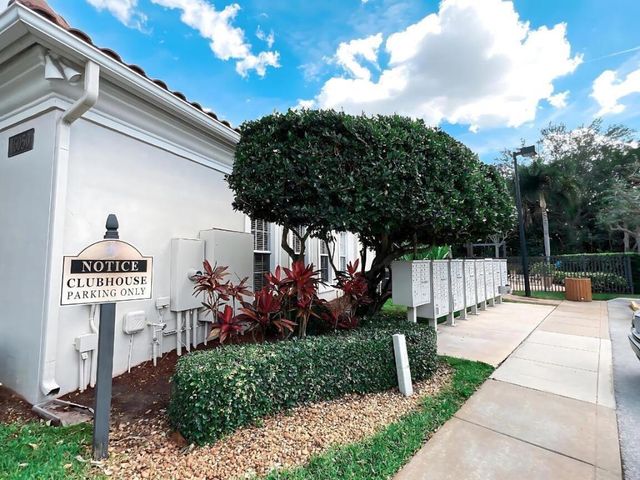 16169 Poppyseed Circle 606, Delray Beach, FL 33484