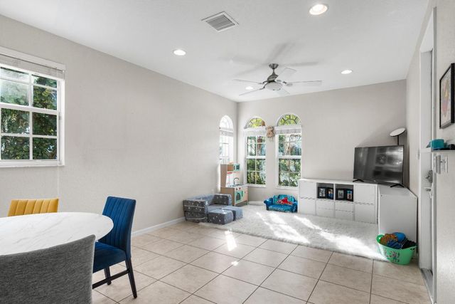 16169 Poppyseed Circle 606, Delray Beach, FL 33484