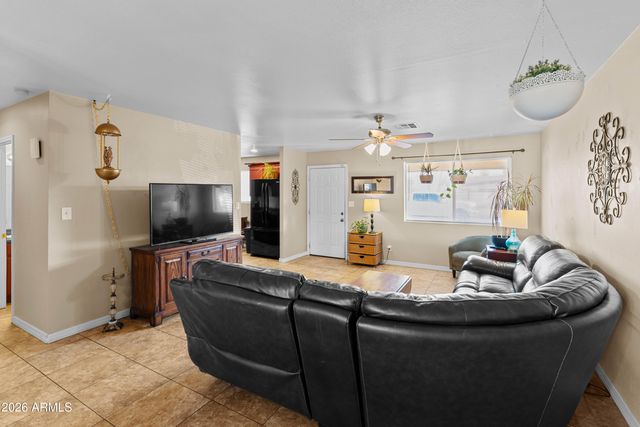 4118 W ORANGEWOOD Avenue, Phoenix, AZ 85051