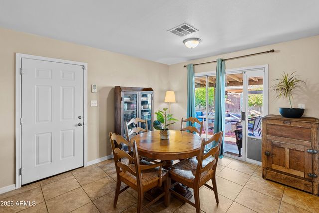 4118 W ORANGEWOOD Avenue, Phoenix, AZ 85051