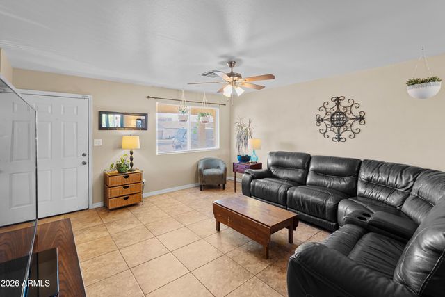 4118 W ORANGEWOOD Avenue, Phoenix, AZ 85051