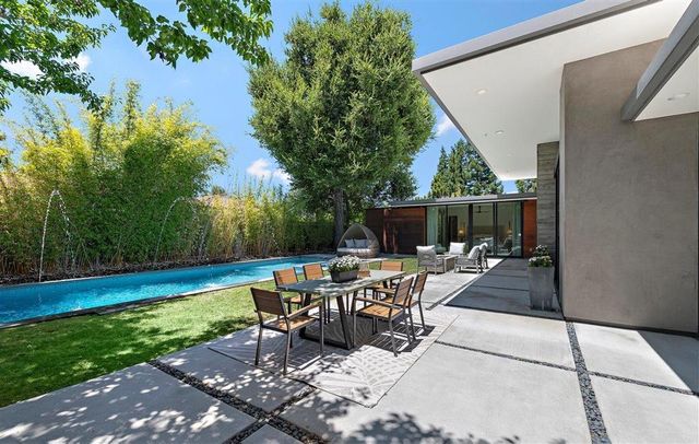 840 Los Altos Avenue, Los Altos, CA 94022