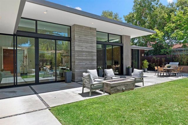 840 Los Altos Avenue, Los Altos, CA 94022