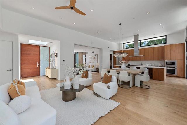 840 Los Altos Avenue, Los Altos, CA 94022