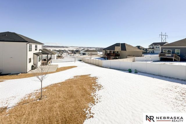 8811 S 65th, Papillion, NE 68157