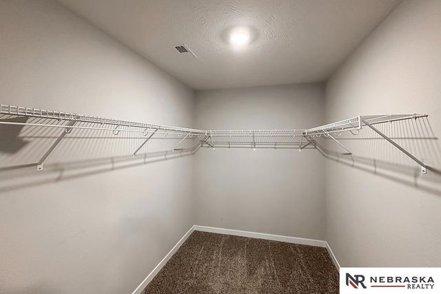 8811 S 65th, Papillion, NE 68157