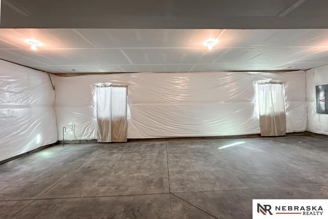 8811 S 65th, Papillion, NE 68157