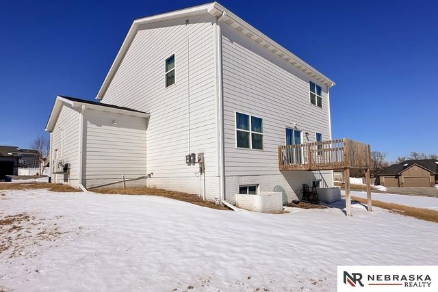 8811 S 65th, Papillion, NE 68157