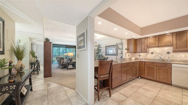 1925 GULF OF MEXICO DRIVE G8-302, Longboat Key, FL 34228