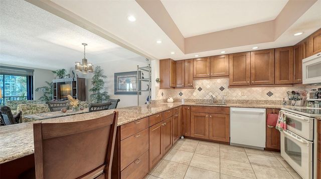 1925 GULF OF MEXICO DRIVE G8-302, Longboat Key, FL 34228