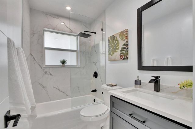 832 SW 10th Avenue, Boca Raton, FL 33486