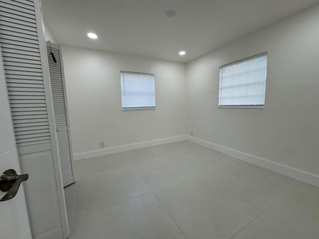 6610 Greene Street, Hollywood, FL 33024