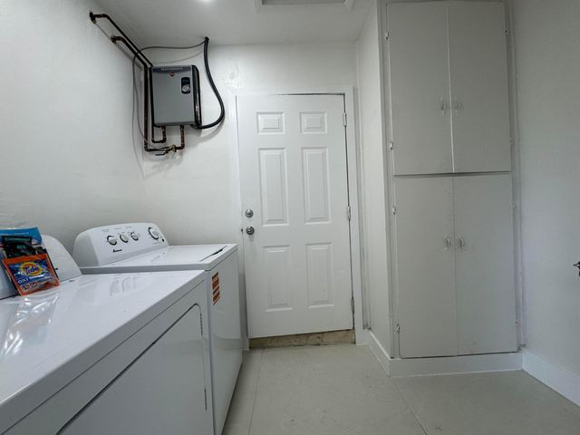 6610 Greene Street, Hollywood, FL 33024