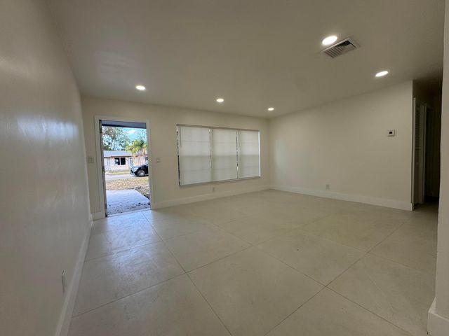 6610 Greene Street, Hollywood, FL 33024