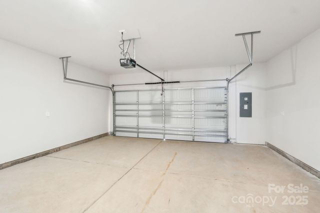 124 Utility Lane F, Mooresville, NC 28117