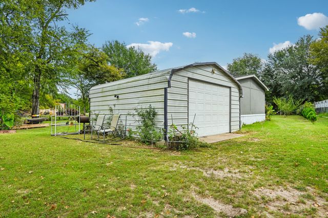 29275 Fm 429, Terrell, TX 75161