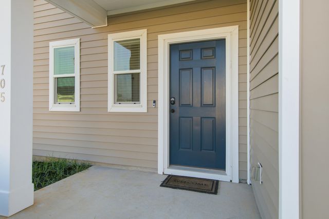 705 Mcroy Street, Moncks Corner, SC 29461