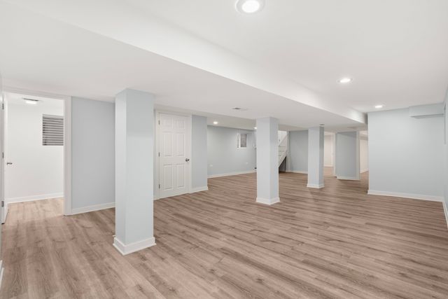 8411 S Dante Avenue, Chicago, IL 60619