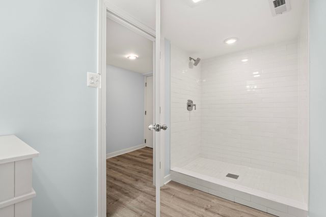 8411 S Dante Avenue, Chicago, IL 60619