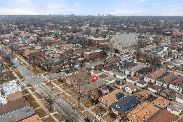 8411 S Dante Avenue, Chicago, IL 60619