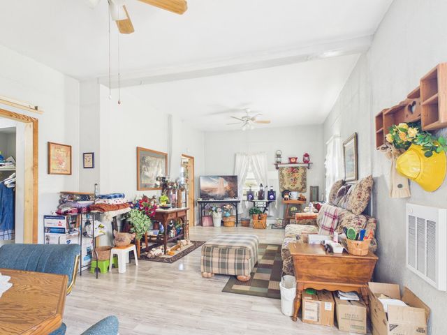 316 State Route F, Koshkonong, MO 65692