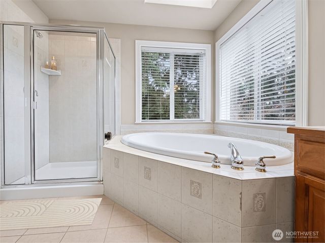 11627 SE 319th Court, Auburn, WA 98092