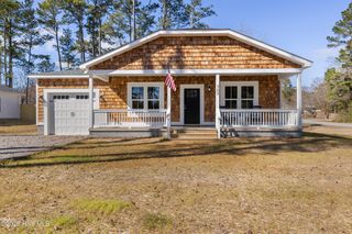 333 N Dyson Street, Holly Ridge, NC 28445