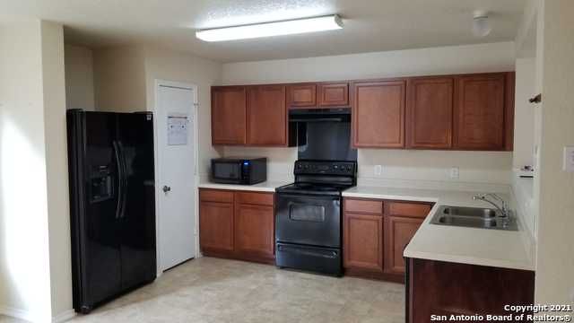 8010 Braes Run, San Antonio, TX 78254