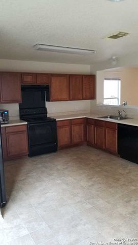 8010 Braes Run, San Antonio, TX 78254