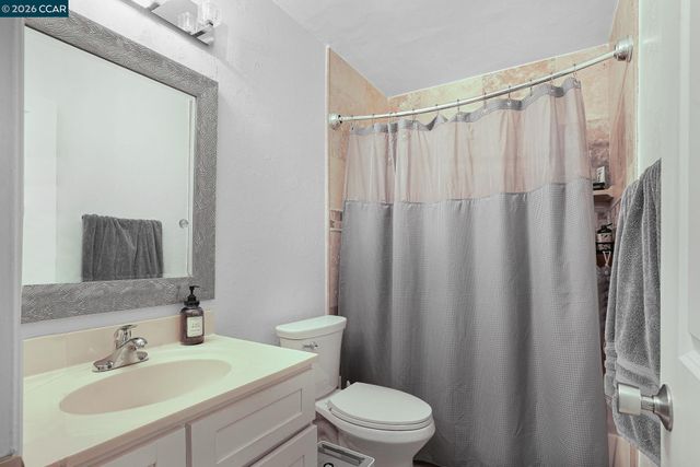 385 Camelback Rd 7, Pleasant Hill, CA 94523