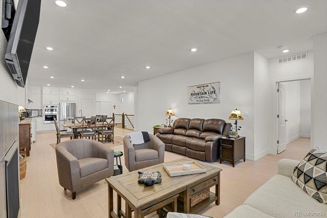 17323 W 93rd Place, Arvada, CO 80007