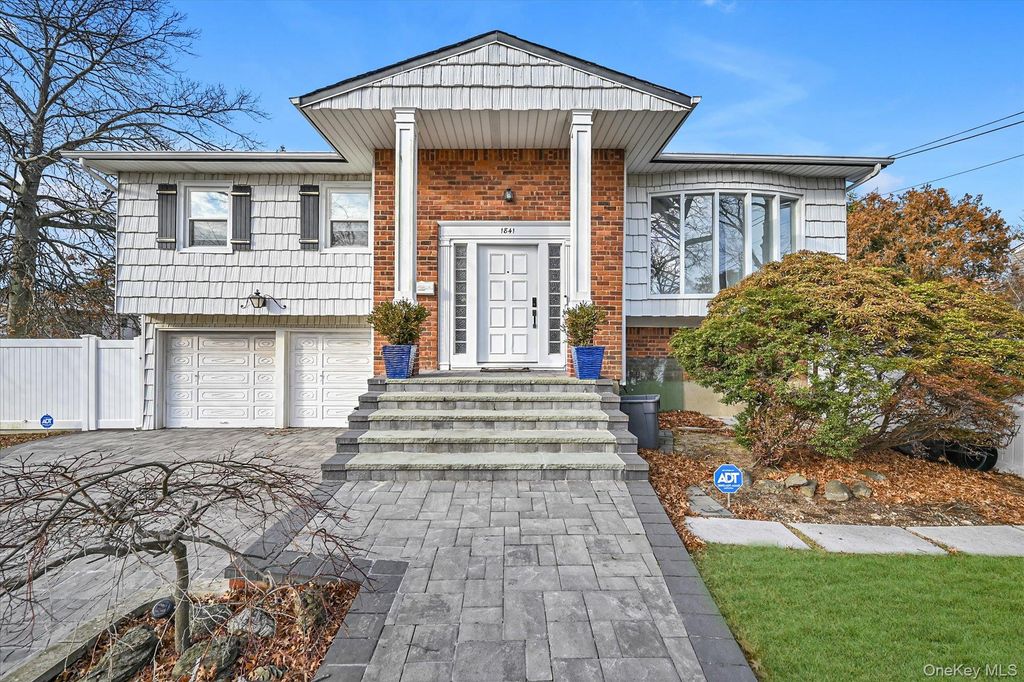 1841 Stanley Drive, South Merrick, NY 11566