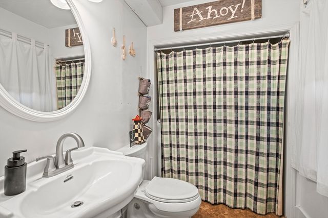 121 East Street 121, Northbridge, MA 01588