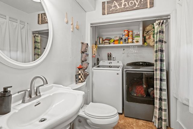 121 East Street 121, Northbridge, MA 01588